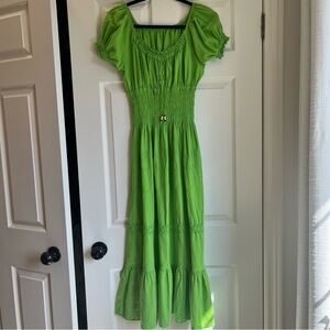 Beautiful green cotton dress imported from Peru.
